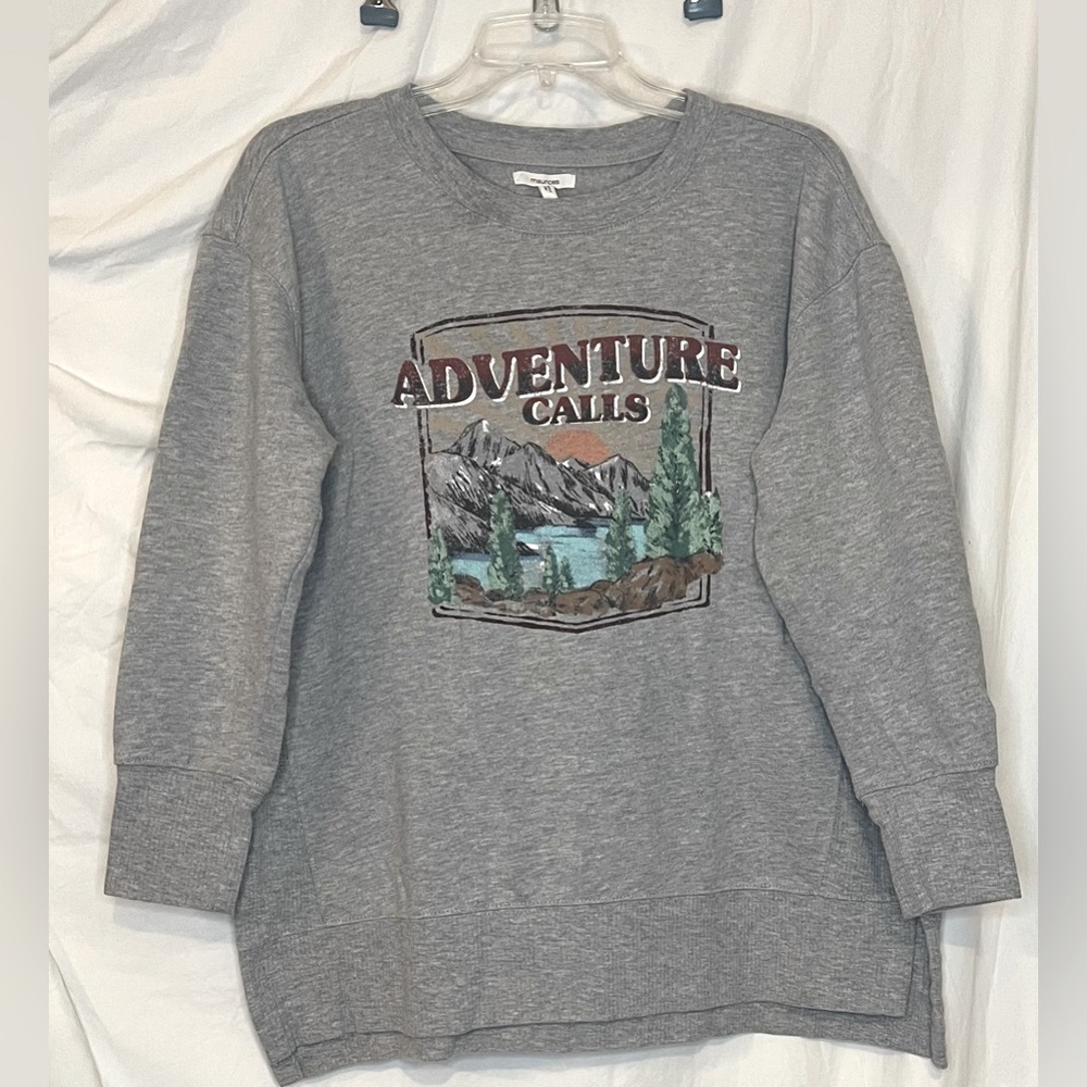 Maurice’s grey sweatshirt size Large